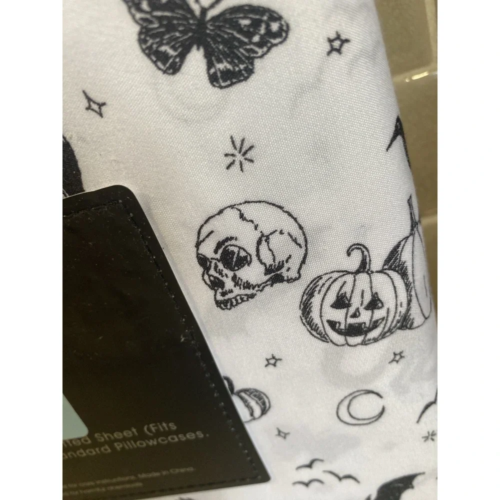 Cynthia Rowley Halloween FULL Sheet Set Black Cats Ravens Bats Pumpkins New